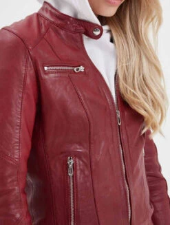 Blouson Cuir Femme Style Motard Red Chili " 102581 " 7 Blouson Cuir Femme Style Motard Red Chili " 102581 " -Maroquinerie 102581rougezoom 090282500 1550 03102023
