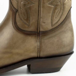 Santiags Cuir Vintage Taupe MAYURA " 1920V " 10 Santiags Cuir Vintage Taupe MAYURA " 1920V " -Maroquinerie 1920vintagetaupe4791c04 001848300 1743 18102018