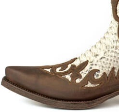 Santiags Cuir Vachette Python Sadale Blanc " 2567 " 9 Santiags Cuir Vachette Python Sadale Blanc " 2567 " -Maroquinerie 2567blanc4 012860800 1447 08112022