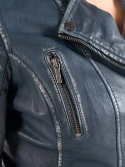 Blouson Cuir Femme Navy " 101462 " -Maroquinerie 7876jerrievictoriablousonbikercuirfemmebleu 016514900 1106 13022020
