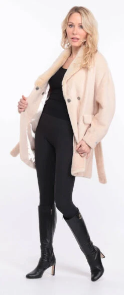 Veste Alcantara Ecru Col Vison " ANTONE " -Maroquinerie antonella ecru vison 13 049429600 1422 01072023 scaled