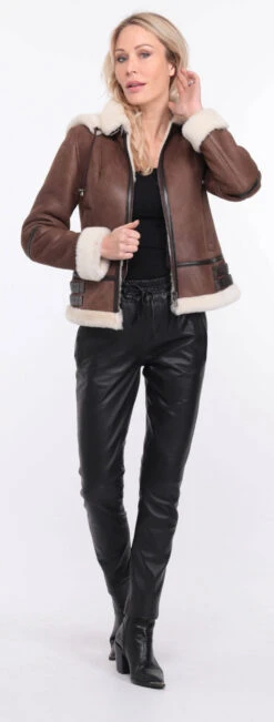 Blouson Bombardier Marron Femme Capuche " BOMBAE " -Maroquinerie blouson bombardier femme cap old brown 11 047960500 1156 01072023 scaled