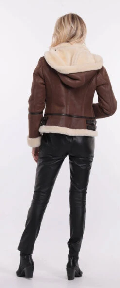 Blouson Bombardier Marron Femme Capuche " BOMBAE " -Maroquinerie blouson bombardier femme cap old brown 1 099037000 1156 01072023 scaled