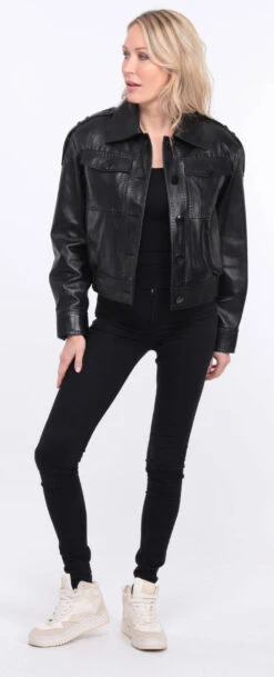 Blouson Cuir Femme Agneau Noir " EDEE " 22 Blouson Cuir Femme Agneau Noir " EDEE " -Maroquinerie blouson cuir eden noir 22 086784700 1149 01072023 scaled