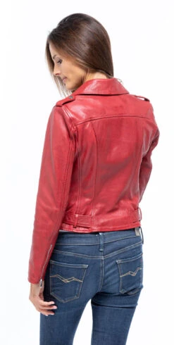 Blouson Cuir Femme Biker Rouge " POPPY " -Maroquinerie blouson cuir feme agneau rouge daytona 101080 style perfecto rock tendance mannequin 2 056372200 1120 02102018