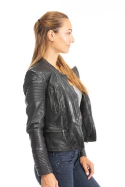 Blouson Cuir Femme Noir " 102081 " 19 Blouson Cuir Femme Noir " 102081 " -Maroquinerie blouson cuir femme 102081 noir 7 063854200 1002 28092023