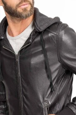 Blouson Cuir Homme Agneau Noir Oakwood " 62061 " -Maroquinerie blouson cuir homme capuche noir 62061 12 055896800 1747 28092023