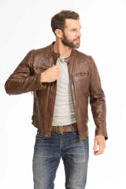 Blouson Cuir Homme Dark Cognac " 101700 " 18 Blouson Cuir Homme Dark Cognac " 101700 " -Maroquinerie blouson cuir homme cognac 101700 3 017302600 1750 28092023