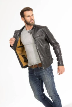 Blouson Cuir Homme Noir " 101700 " -Maroquinerie blouson cuir homme noir 101700 9 036303500 1750 28092023