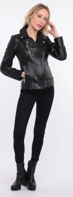 Blouson Cuir Femme Biker Noir " ELISE " -Maroquinerie blouson cuir noir elsa 12 023574400 1153 01072023 scaled