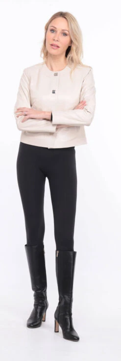 Spencer Cuir Agneau écru " NEW BE " -Maroquinerie blouson new brenda ecru 10 080976200 1402 01072023 scaled