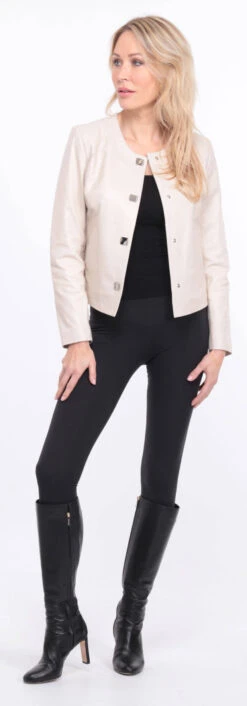 Spencer Cuir Agneau écru " NEW BE " -Maroquinerie blouson new brenda ecru 16 072714500 1402 01072023 scaled