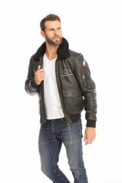 Blouson Cuir Homme Noir " 102424 " 28 Blouson Cuir Homme Noir " 102424 " -Maroquinerie blouson pilote aviateur homme noir 102424 8 024647600 1009 29092023