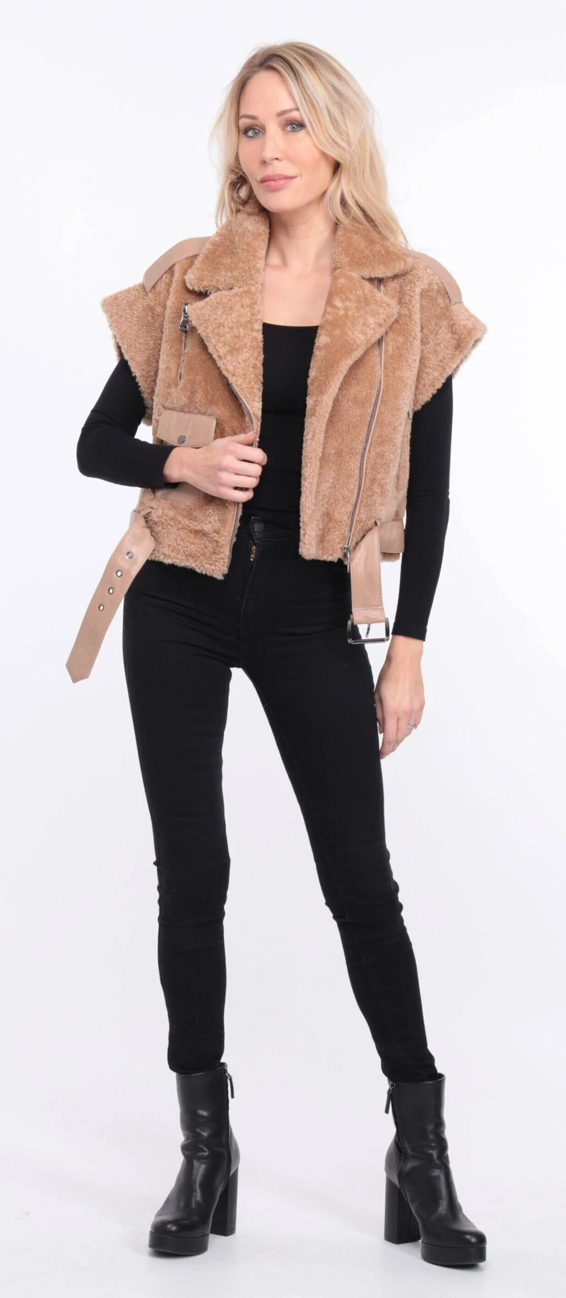 Gilet Sans Manches Mouton Camel Femme " SIE " 5 Gilet Sans Manches Mouton Camel Femme " SIE " – Image 5