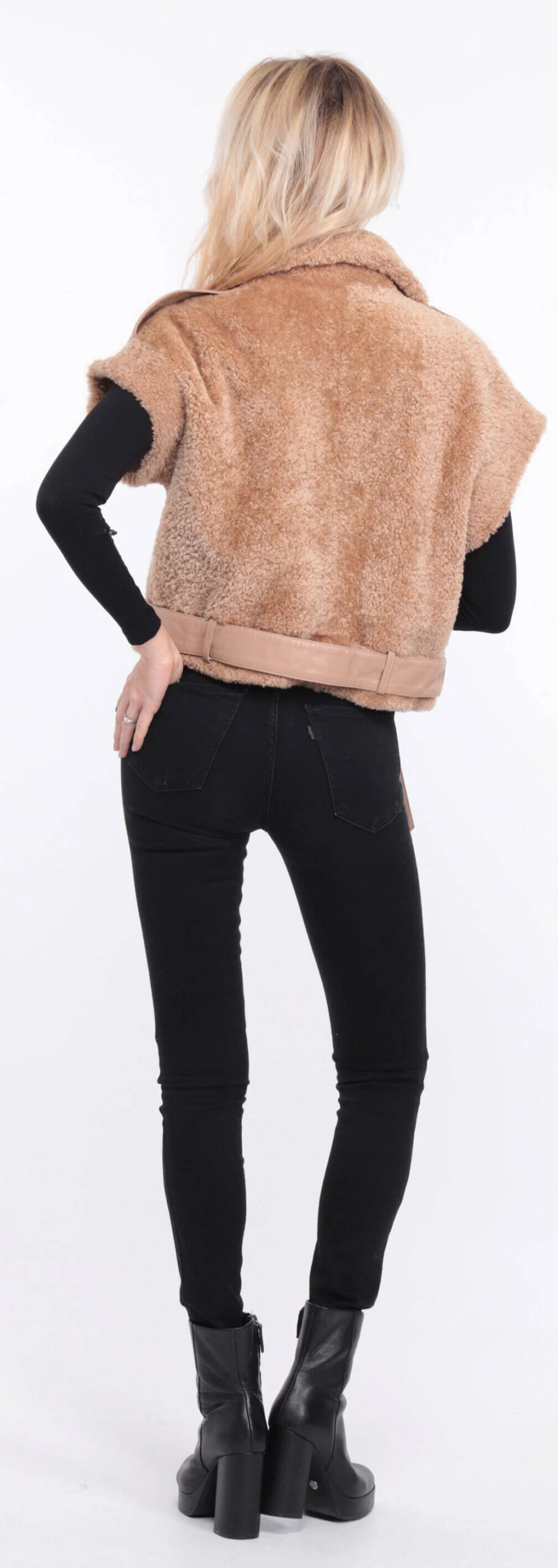 Gilet Sans Manches Mouton Camel Femme " SIE " 12 Gilet Sans Manches Mouton Camel Femme " SIE " – Image 12
