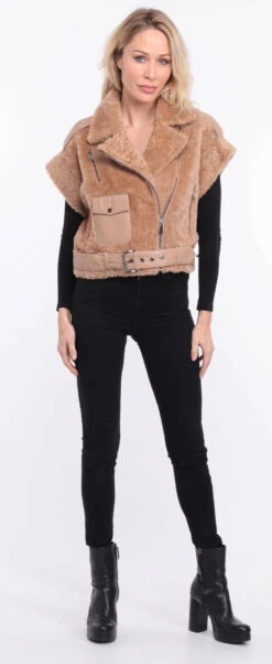 Gilet Sans Manches Mouton Camel Femme " SIE " 34 Gilet Sans Manches Mouton Camel Femme " SIE " -Maroquinerie blouson sans manches sia camel 6 003888500 1413 01072023 scaled