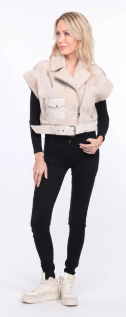 Gilet Sans Manches Mouton écru Femme " SIE " -Maroquinerie blouson sia ecru 6 060167500 1422 01072023 scaled