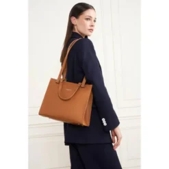 Lancaster - Sac Cabas Sierra M - Camel -Maroquinerie cabas sierra camel lancaster 3