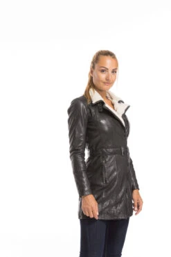 GIPSY Trois Quart Cuir Femme Noir " TAMALA " 34 GIPSY Trois Quart Cuir Femme Noir " TAMALA " -Maroquinerie cg23femme14574noir22924 063971000 1558 29092022