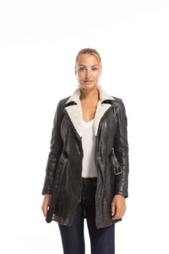 GIPSY Trois Quart Cuir Femme Noir " TAMALA " 27 GIPSY Trois Quart Cuir Femme Noir " TAMALA " -Maroquinerie cg23femme14574noir22925 030828400 1558 29092022