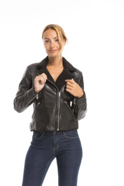 GIPSY Blouson Cuir Femme Biker Noir " 14582 " 14 GIPSY Blouson Cuir Femme Biker Noir " 14582 " -Maroquinerie cg23femme14582noir22171 032552000 1606 29092022