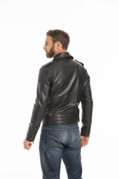 Blouson Cuir Homme Noir Redskins " SPEDSTER STONER " 22 Blouson Cuir Homme Noir Redskins " SPEDSTER STONER " -Maroquinerie cg23hommespeedsternoir24464 024687500 1049 27092022