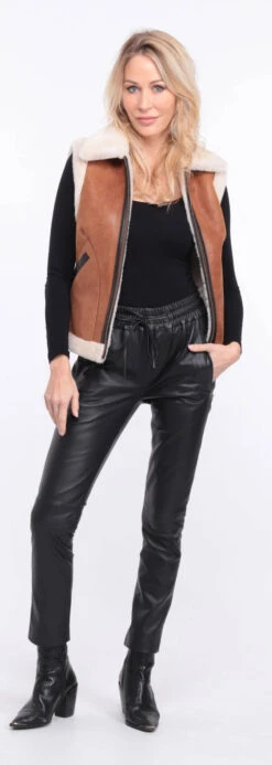 Gilet Sans Manches Whisky Mouton " ITALIE " 24 Gilet Sans Manches Whisky Mouton " ITALIE " -Maroquinerie gilet italo whisky 11 077171300 1408 01072023 scaled