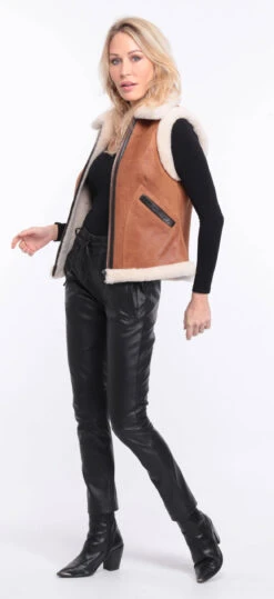 Gilet Sans Manches Whisky Mouton " ITALIE " 22 Gilet Sans Manches Whisky Mouton " ITALIE " -Maroquinerie gilet italo whisky 13 029175700 1408 01072023 scaled