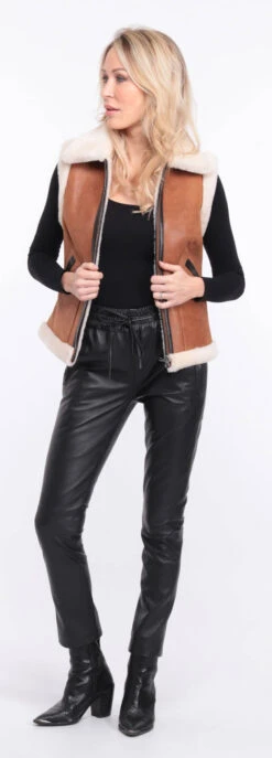 Gilet Sans Manches Whisky Mouton " ITALIE " 30 Gilet Sans Manches Whisky Mouton " ITALIE " -Maroquinerie gilet italo whisky 14 070731500 1408 01072023 scaled