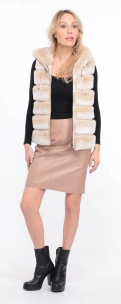 Gilet Reversible Lapin Beige " REXE " 28 Gilet Reversible Lapin Beige " REXE " -Maroquinerie gilet rexy beige td 12 044289500 1415 01072023 scaled