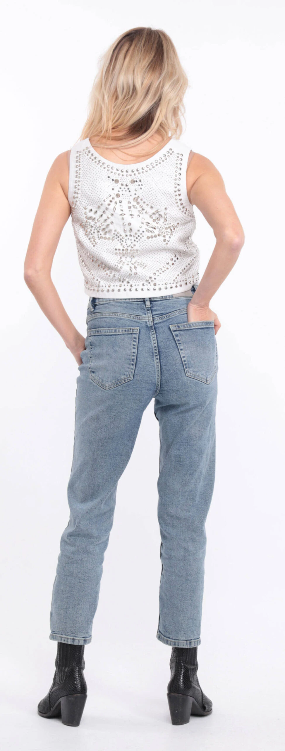 Débardeur Cuir Femme Blanc Clouté " FELINE " 18 Débardeur Cuir Femme Blanc Clouté " FELINE " – Image 18