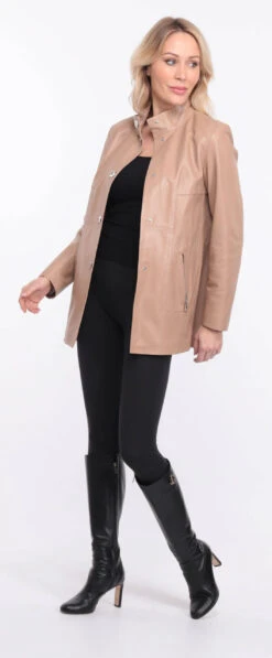 Veste Cuir Femme Agneau Beige " OLYA " 25 Veste Cuir Femme Agneau Beige " OLYA " -Maroquinerie manteau cuir olivia beige 16 054227200 1401 01072023 scaled