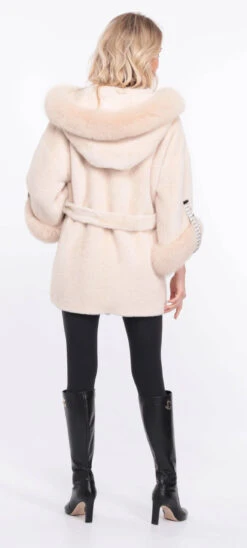 Veste Femme Alcantara Ecru " MONICE " -Maroquinerie manteau molly alcantara ecru python manche 5 096971700 1403 01072023 scaled