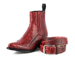 Boots Cuir Femme Python Mayura Rojo " 311 " 15 Boots Cuir Femme Python Mayura Rojo " 311 " -Maroquinerie mayurabootsmarie2496cinturonrojo1 018418100 1418 10102019 1