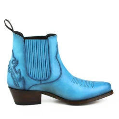 Boots Cuir Femme Mayura Turquesa "293" 12 Boots Cuir Femme Mayura Turquesa "293" -Maroquinerie mayurabootsmodelomarilyn2487turquesa6 088452700 1109 04042019