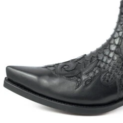 Boots Cuir Mayura Noir " 303 " 11 Boots Cuir Mayura Noir " 303 " -Maroquinerie mayurabootsrock2500negro5 018490300 1440 19092019