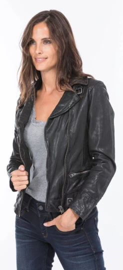 Blouson Cuir Femme Noir Oakwood Style Biker "62065" -Maroquinerie perfecto cuir femme 62065 video 7 083888100 1445 24092020