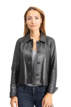 Oakwood Veste Courte Femme Col Chemise Noir " 64480 " -Maroquinerie veste 64480 noir 1 096902300 1656 26092023