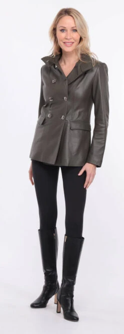 Veste Demi Longueur Femme Olive " MONIQUE " 29 Veste Demi Longueur Femme Olive " MONIQUE " -Maroquinerie veste cuir monica olive 9 028504600 1403 01072023 scaled