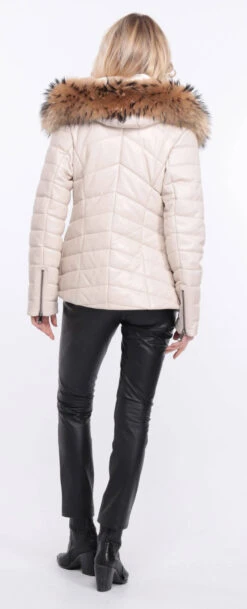 Veste Cuir Femme écru " PRESTE " 23 Veste Cuir Femme écru " PRESTE " -Maroquinerie veste cuir prestige ecru 3 044582600 1417 01072023 scaled