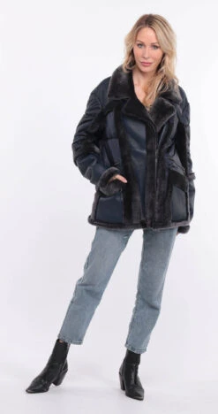 Veste Tissu + Mouton Femme Marine " INTEME " 37 Veste Tissu + Mouton Femme Marine " INTEME " -Maroquinerie veste intemporel marine 7 071205500 1409 01072023