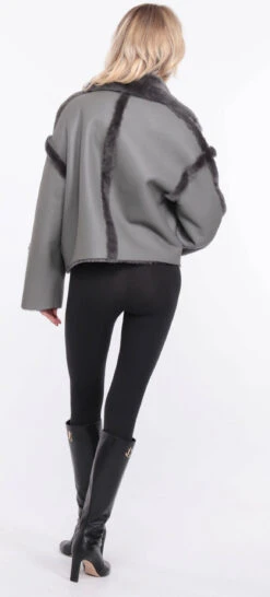 Blouson Mouton Gris Femme " CLAUDIE " -Maroquinerie veste mouton claudia gris 13 097554100 1149 01072023 scaled