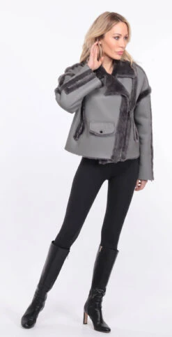 Blouson Mouton Gris Femme " CLAUDIE " -Maroquinerie veste mouton claudia gris 17 087882000 1150 01072023 scaled